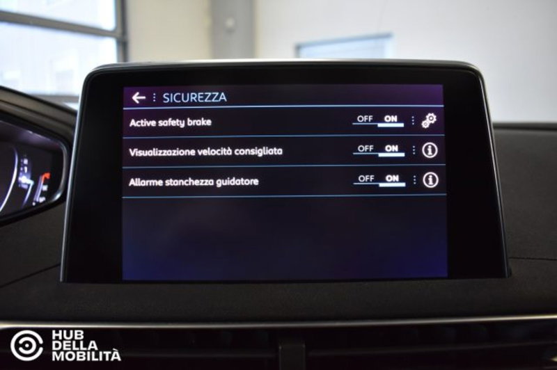 Peugeot 5008 usata a Perugia (19)