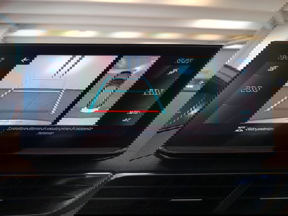 Peugeot 5008 usata a Varese (17)