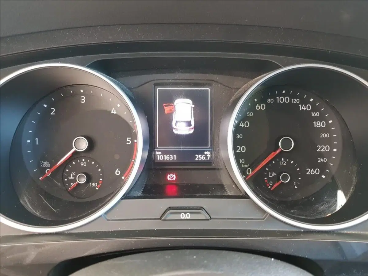 Volkswagen Tiguan usata a Lucca (16)