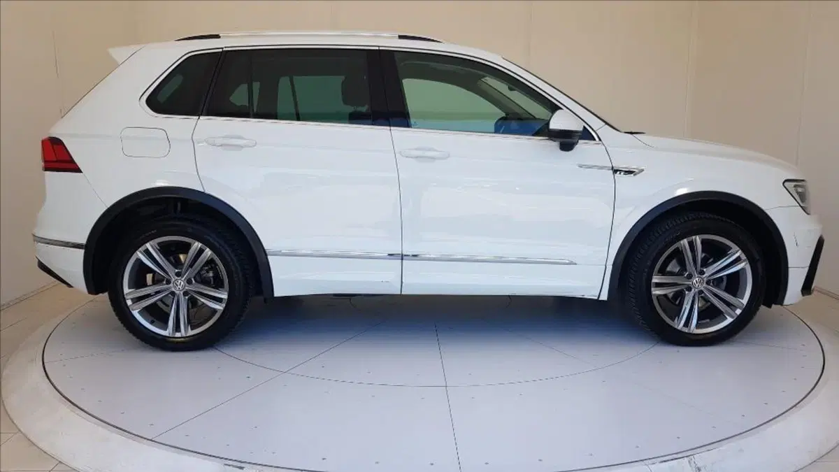Volkswagen Tiguan usata a Lucca (7)