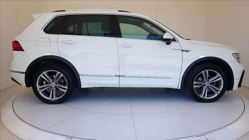 Volkswagen Tiguan usata a Lucca (7)