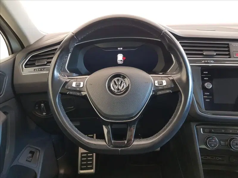 Volkswagen Tiguan usata a Lucca (14)