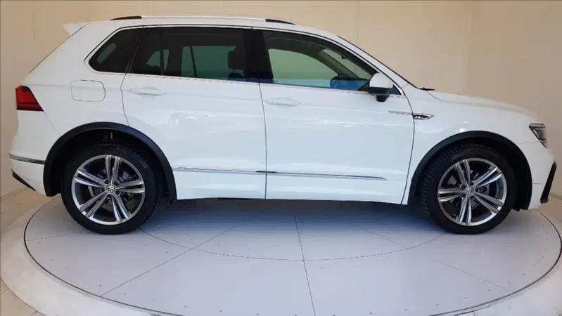 Volkswagen Tiguan usata a Lucca (7)