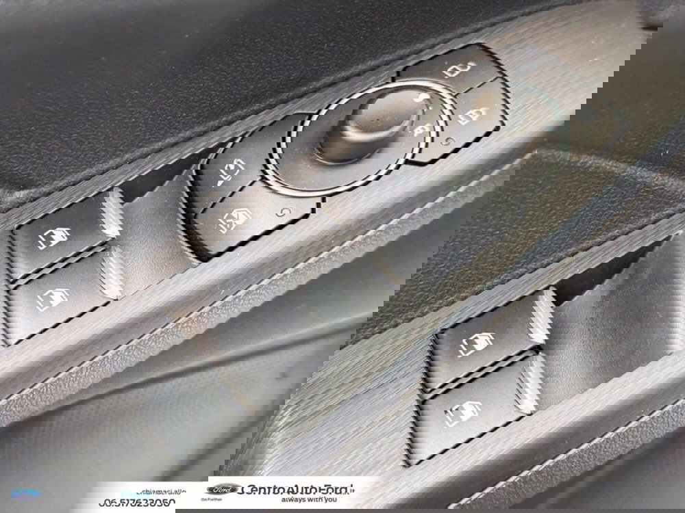 Ford Kuga usata a Roma (20)