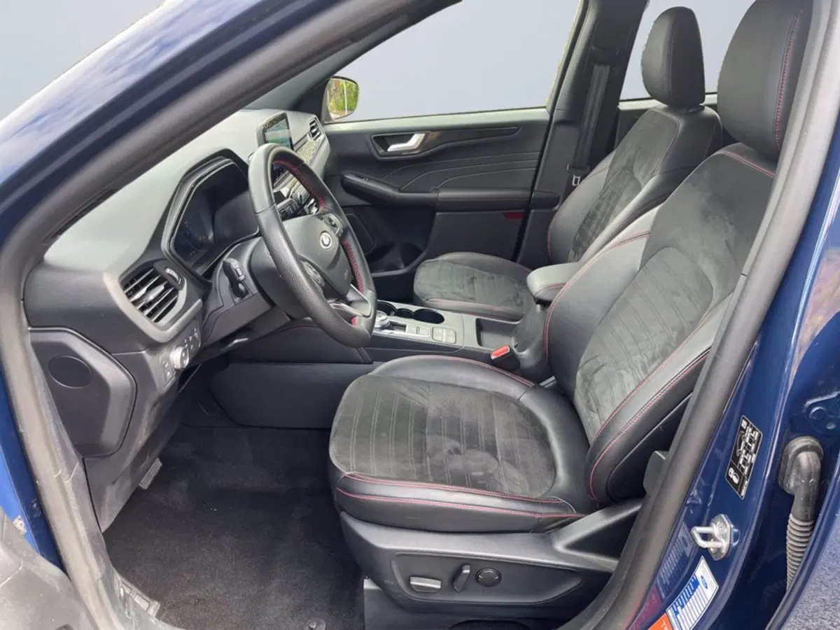 Ford Kuga usata a Milano (10)