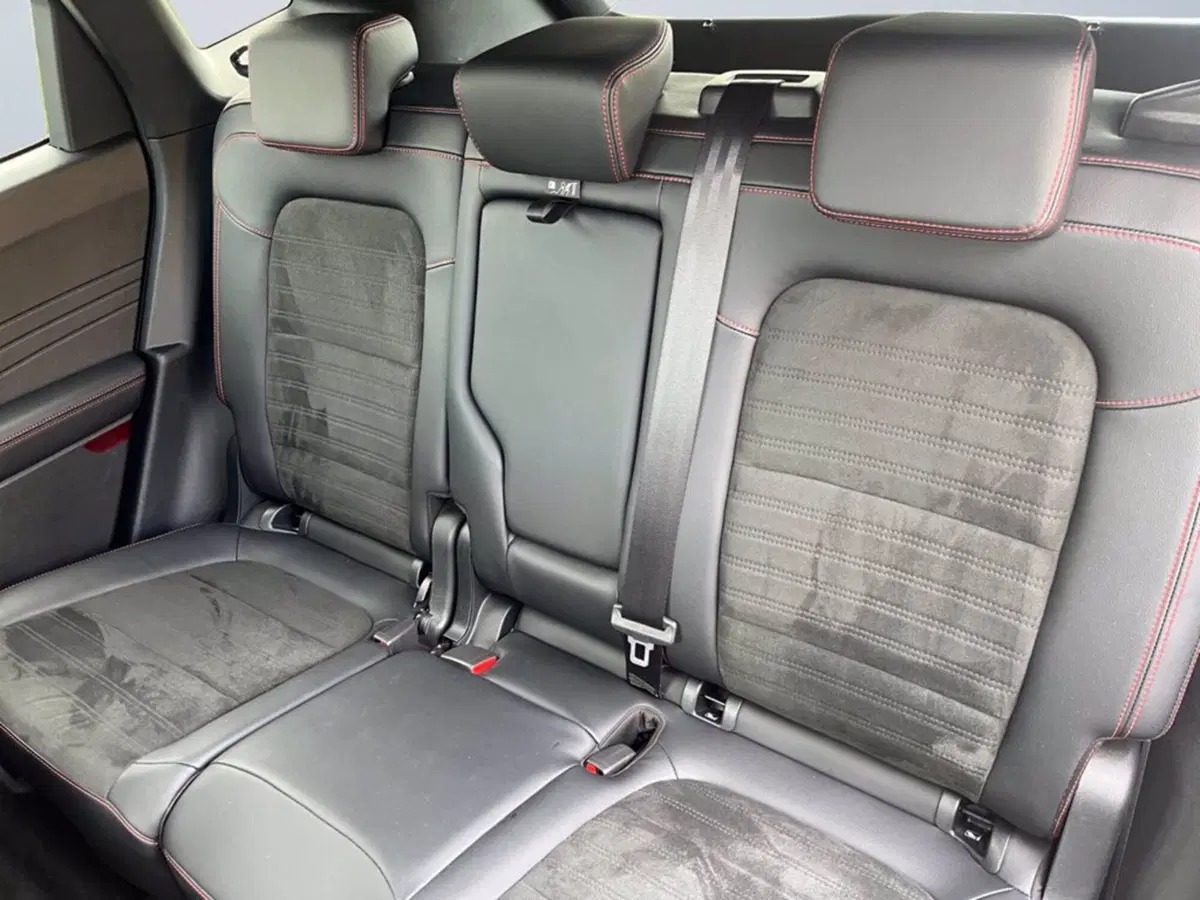 Ford Kuga usata a Milano (12)