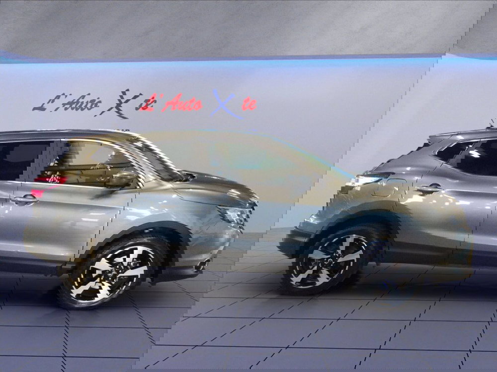 Nissan Qashqai usata a Milano (8)