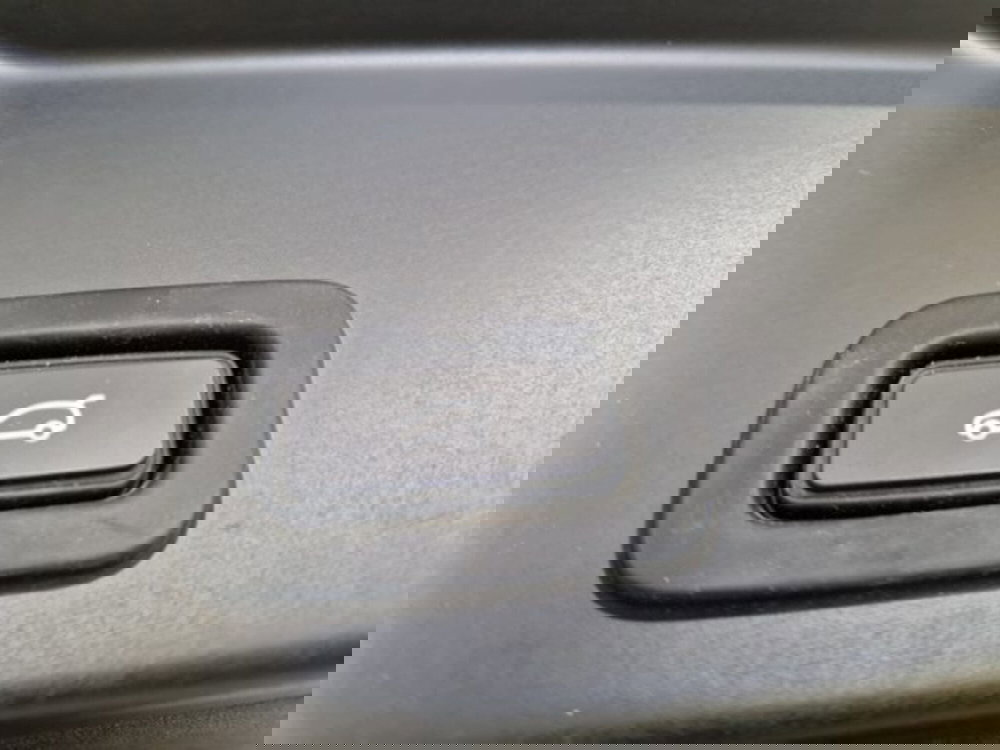 Land Rover Range Rover Evoque usata a Livorno (20)