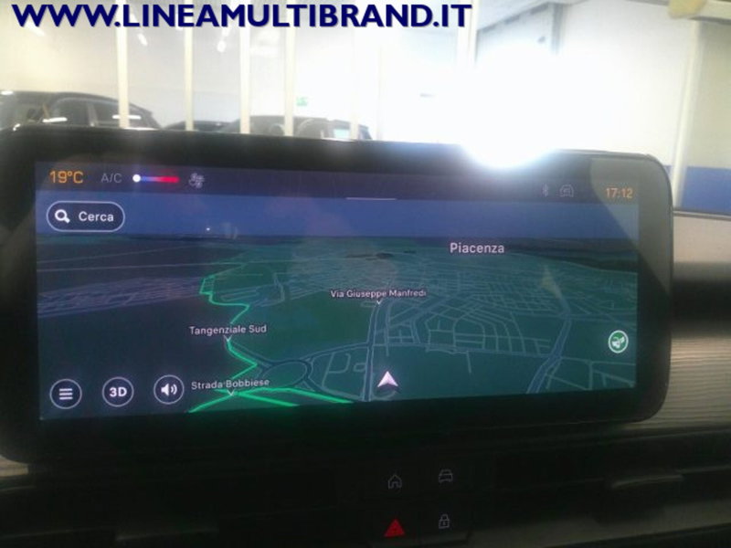Jeep Avenger nuova a Piacenza (11)