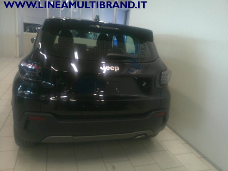 Jeep Avenger nuova a Piacenza (6)