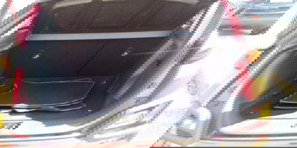 Hyundai Kona usata a Udine (10)