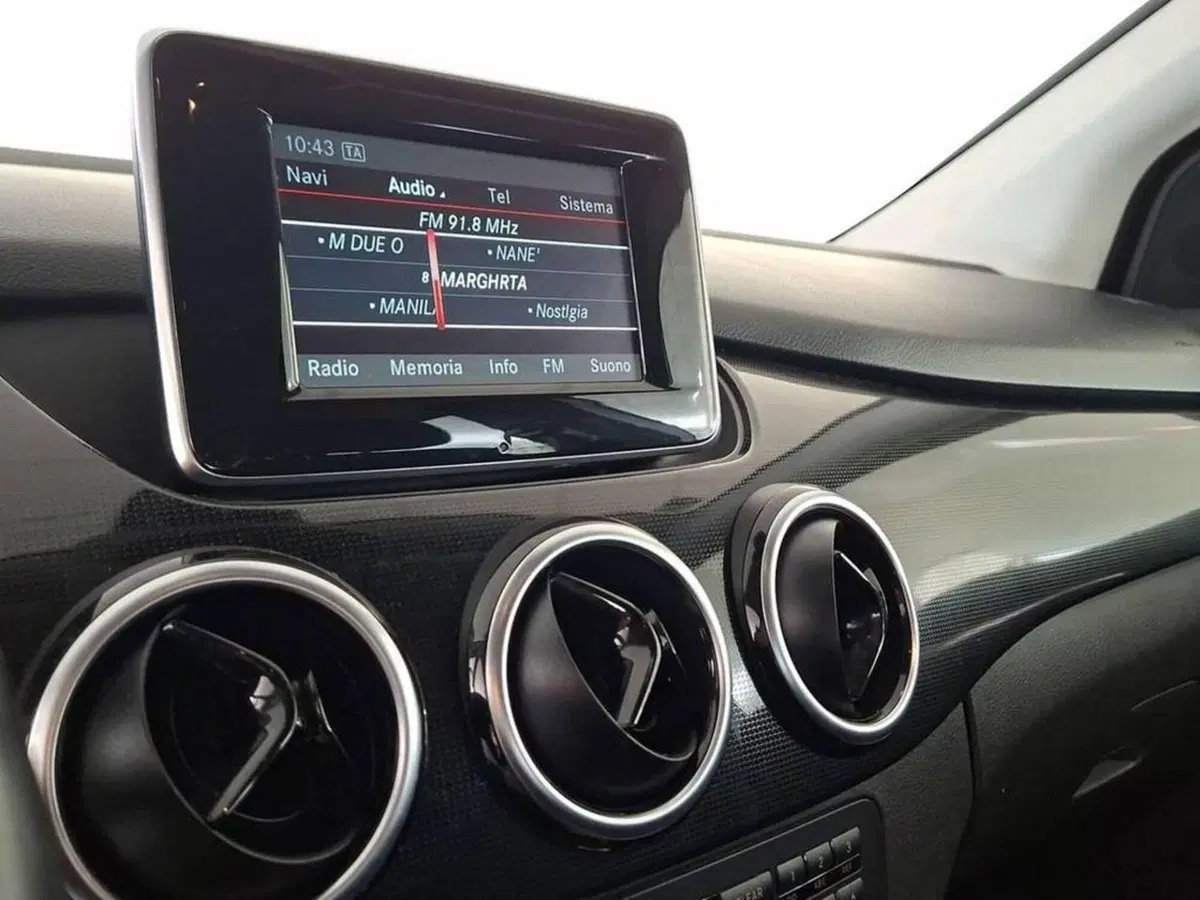 Mercedes-Benz Classe B usata a Torino (9)