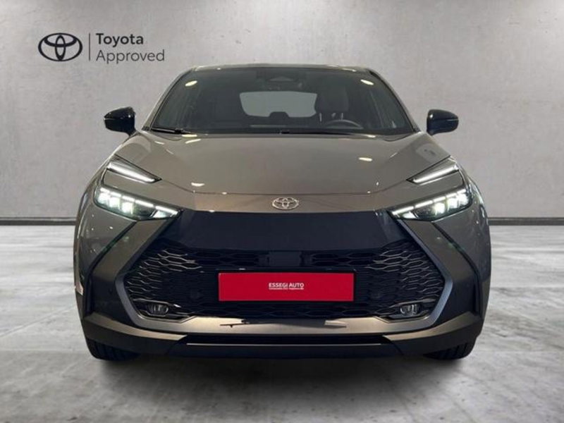 Toyota Toyota C-HR nuova a Vercelli (4)