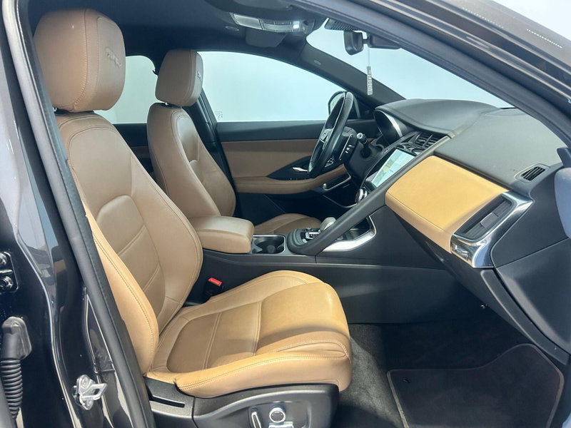 Jaguar E-Pace usata a Napoli (3)