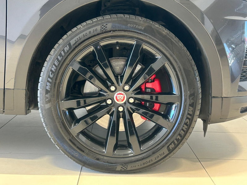 Jaguar E-Pace usata a Napoli (9)