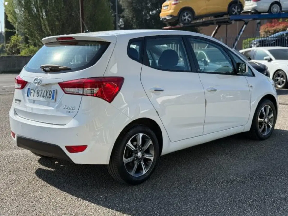 Hyundai ix20 usata a Lucca (4)
