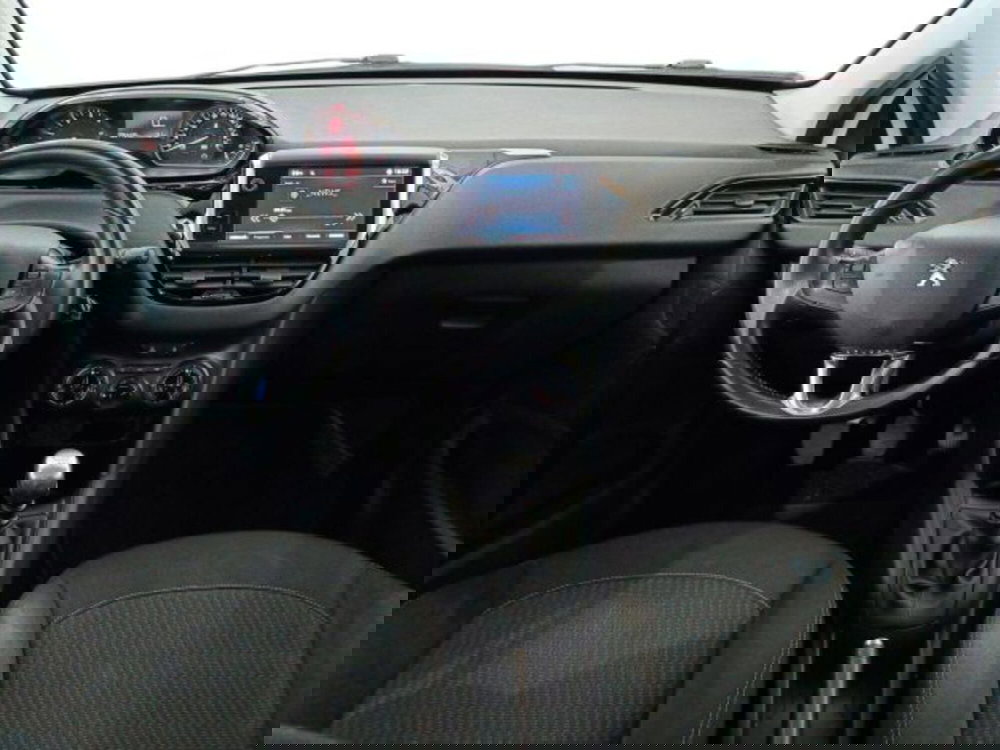 Peugeot 208 usata a Catania (7)