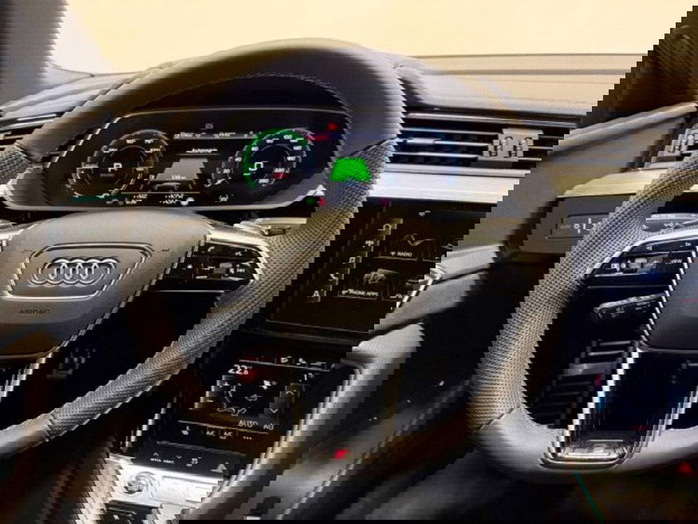 Audi Q8 Sportback nuova a Treviso (5)