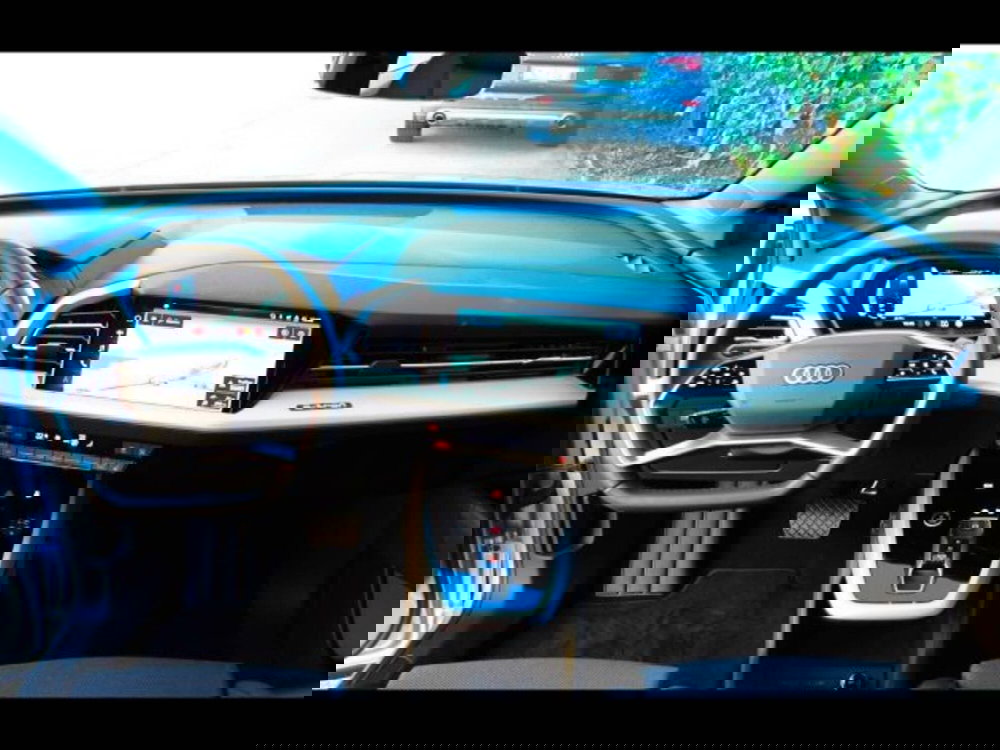 Audi Q4 Sportback nuova a Treviso (4)