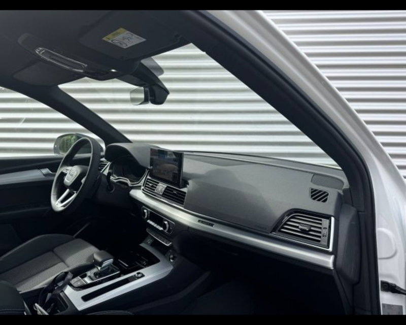 Audi Q5 Sportback nuova a Treviso (13)