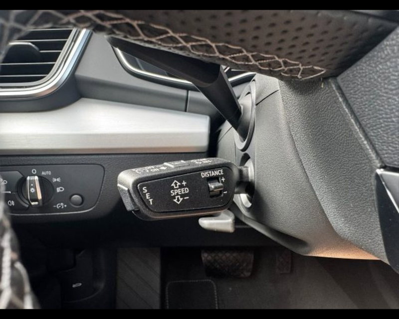 Audi Q5 Sportback nuova a Treviso (5)