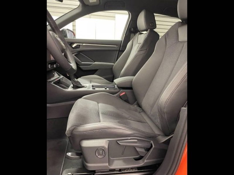 Audi Q3 Sportback nuova a Treviso (9)