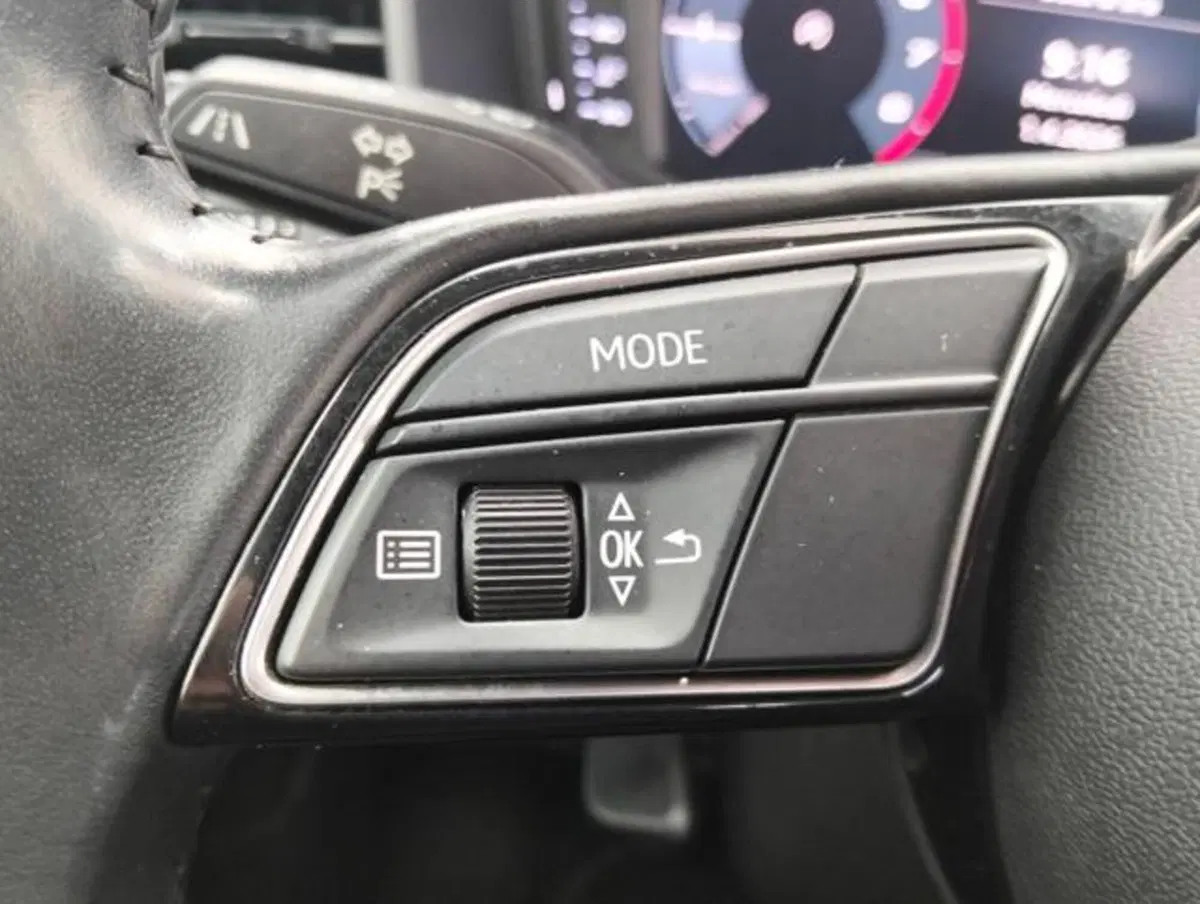 Audi A1 Sportback usata a Como (10)