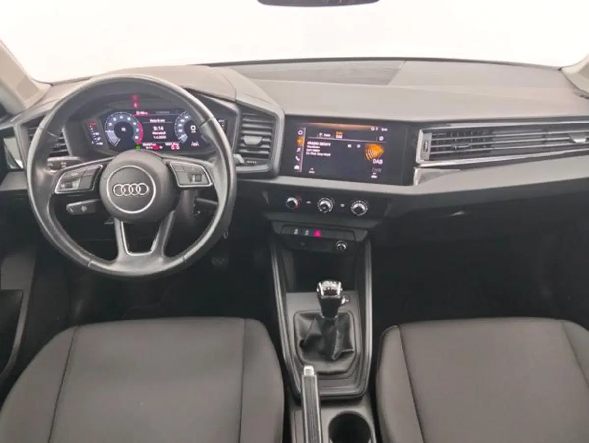 Audi A1 Sportback usata a Como (4)
