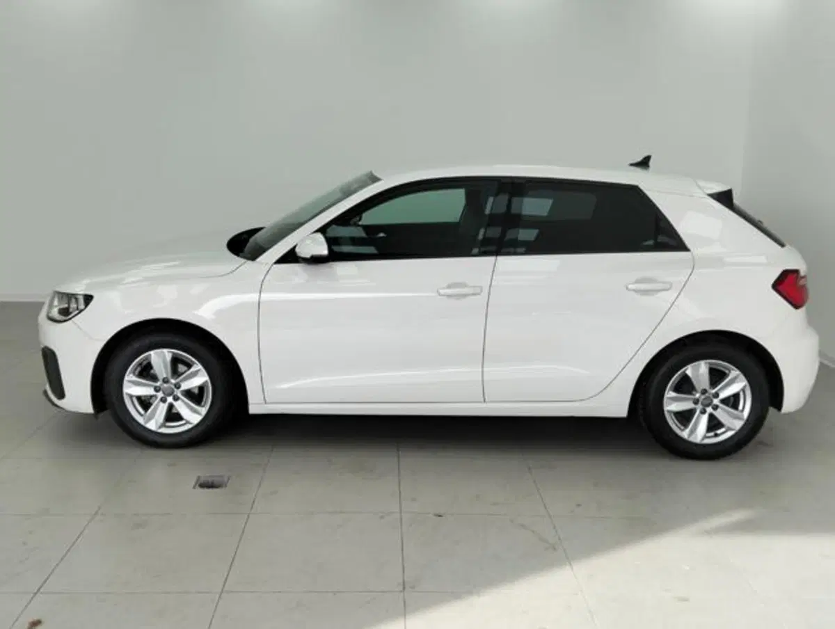 Audi A1 Sportback usata a Como (7)