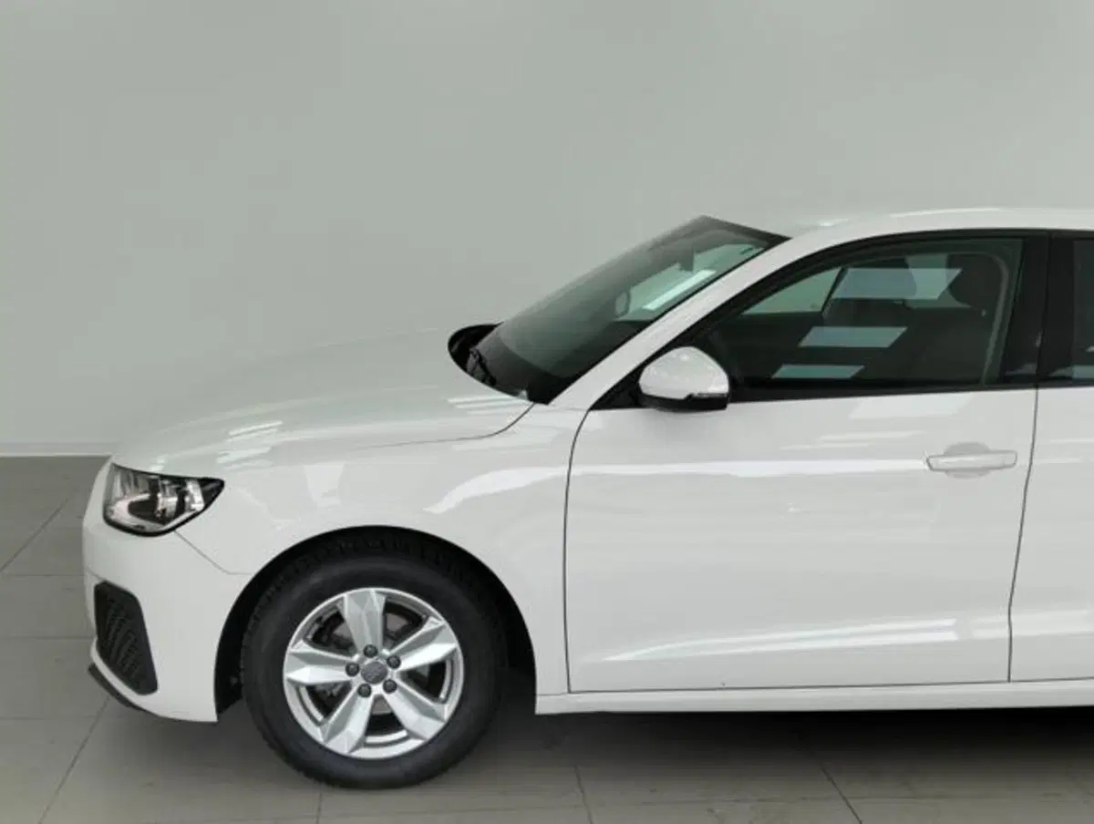 Audi A1 Sportback usata a Como (8)