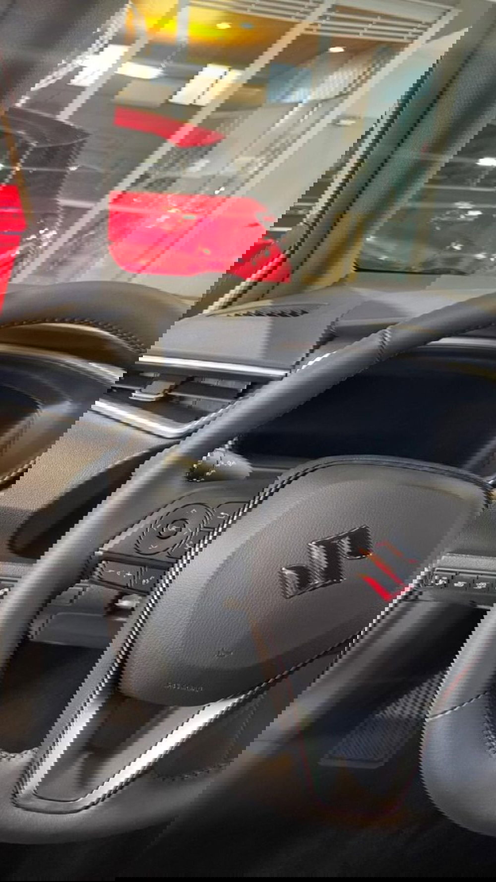 Suzuki Swace nuova a Novara (10)