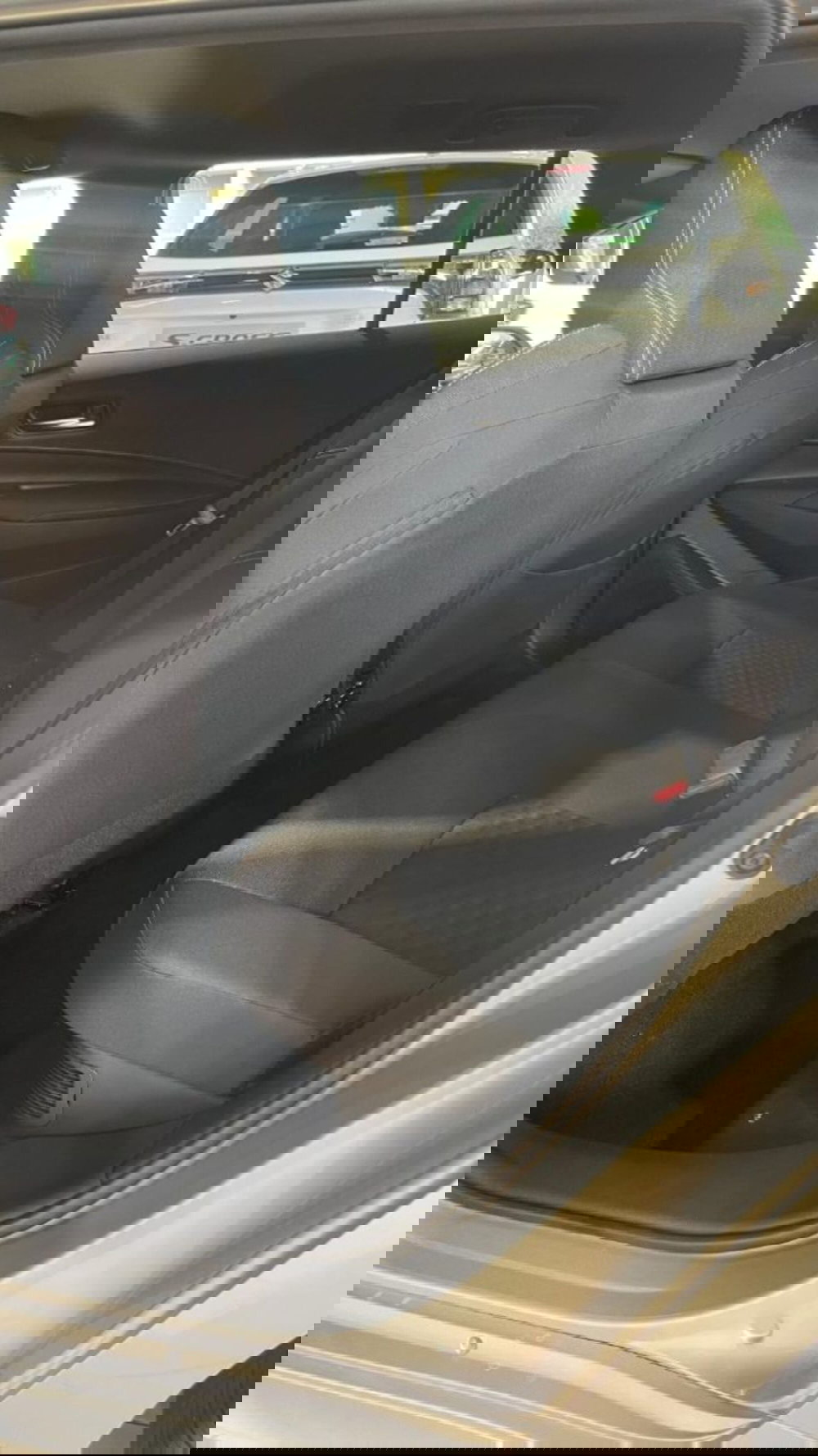 Suzuki Swace nuova a Novara (15)