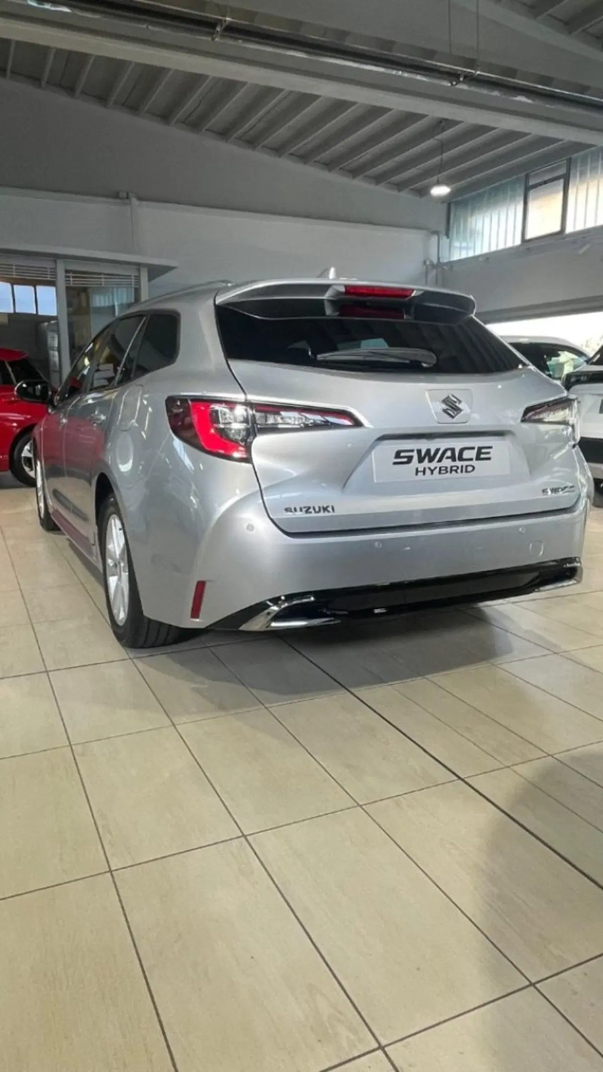 Suzuki Swace nuova a Novara (4)