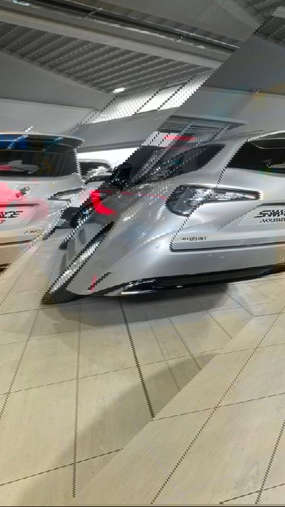 Suzuki Swace nuova a Novara (4)