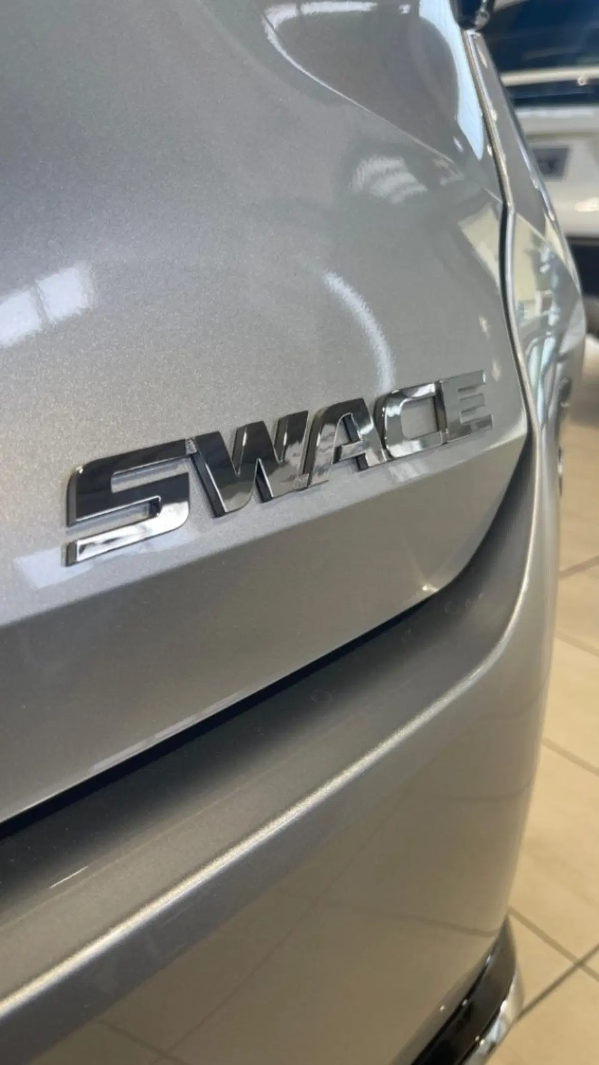 Suzuki Swace nuova a Novara (6)