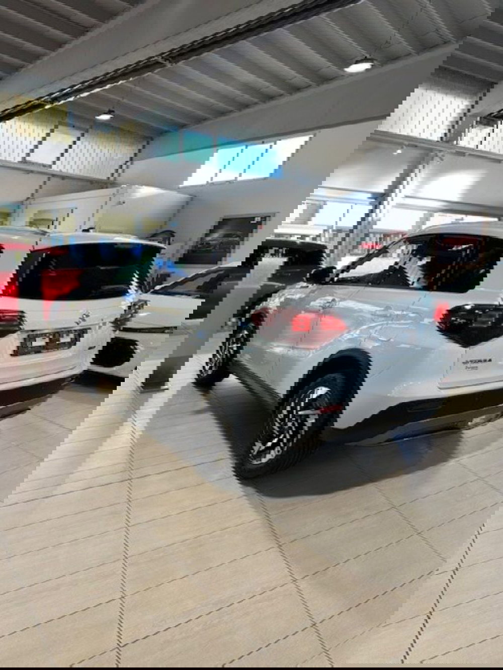 Suzuki Vitara nuova a Novara (15)