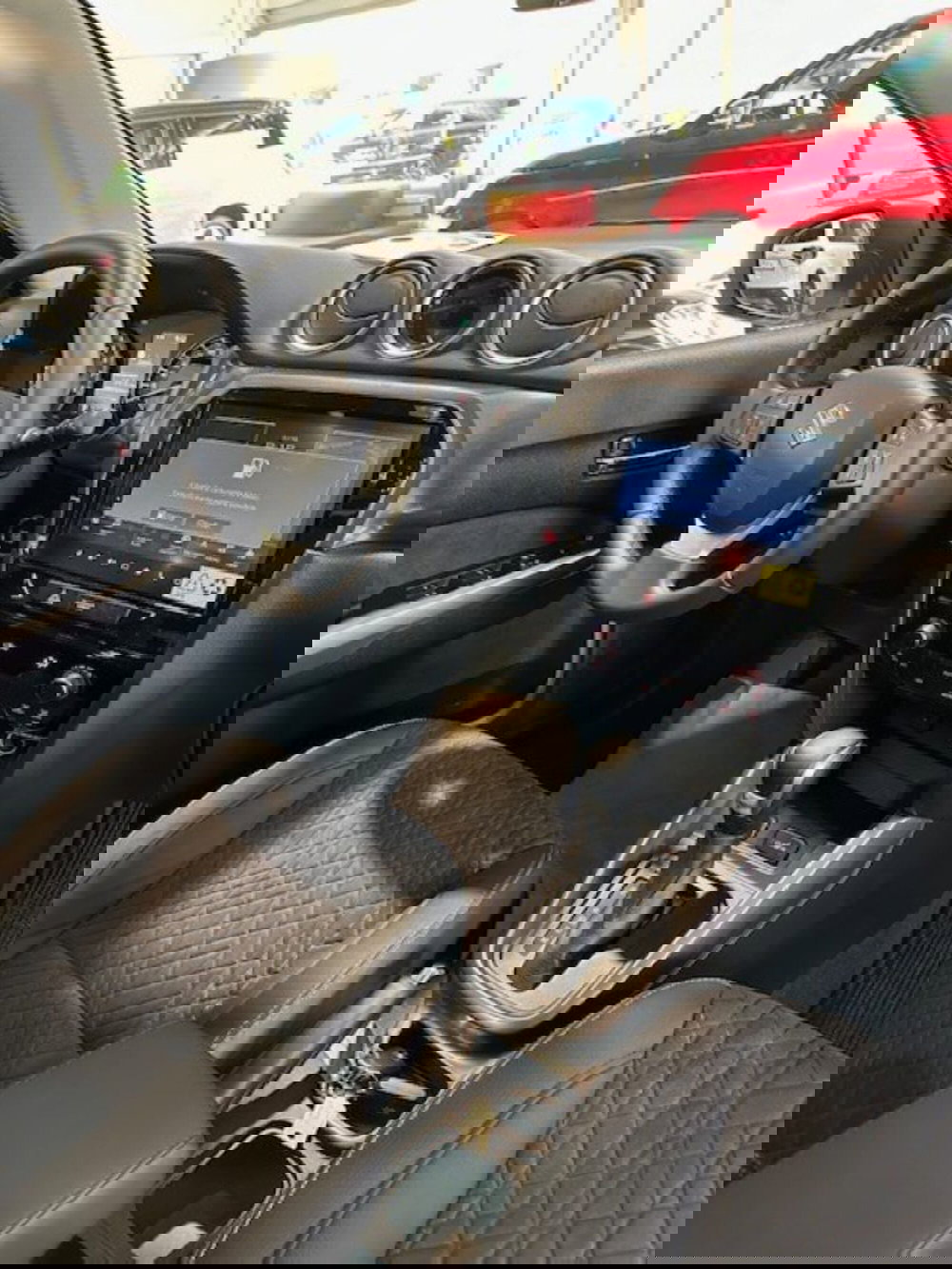 Suzuki Vitara nuova a Novara (8)