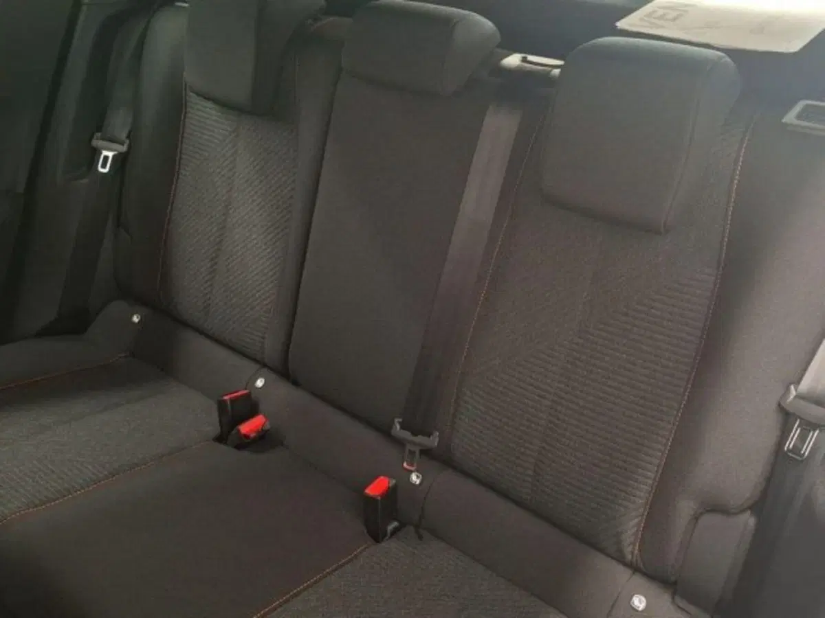 Peugeot 2008 nuova a Ancona (14)