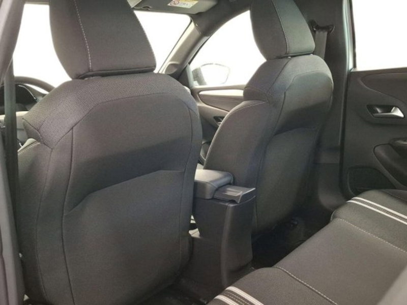 Opel Corsa nuova a Ancona (17)