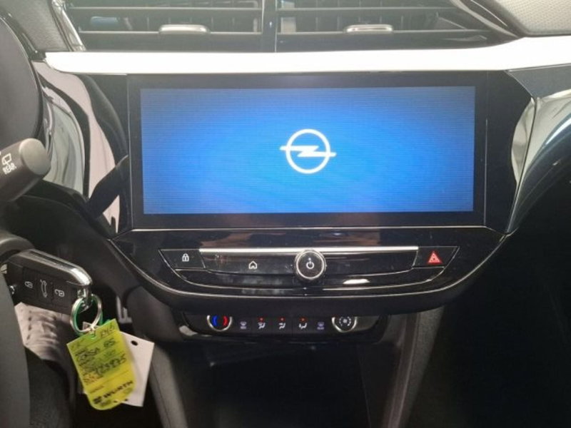 Opel Corsa nuova a Ancona (19)