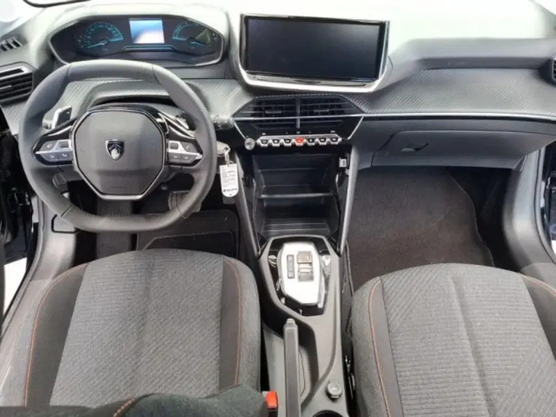 Peugeot 208 nuova a Ancona (11)