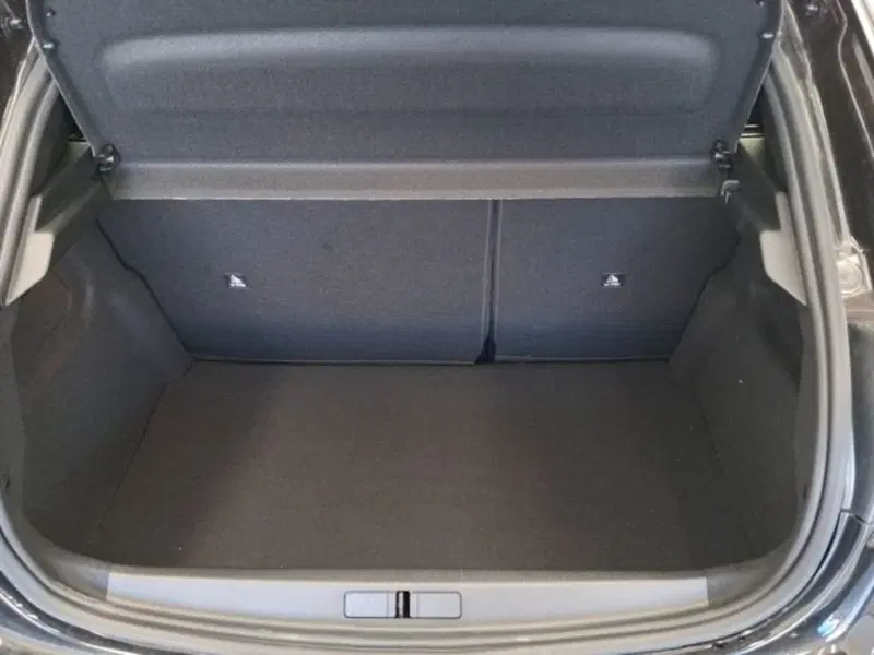 Peugeot 208 nuova a Ancona (7)