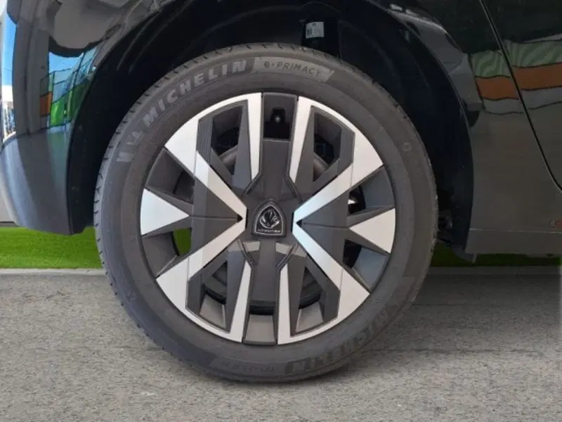 Peugeot 208 nuova a Ancona (8)