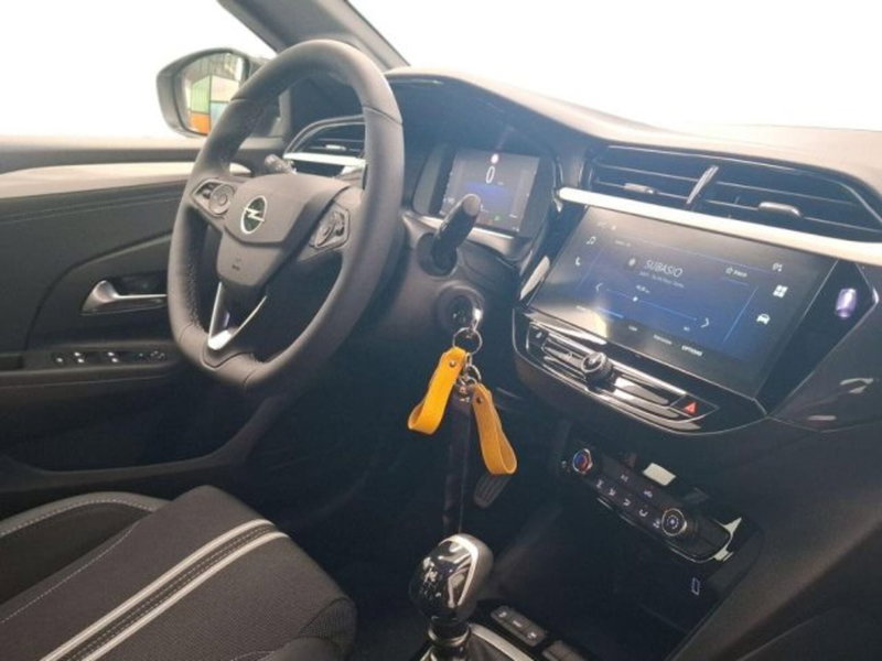 Opel Corsa nuova a Ancona (15)