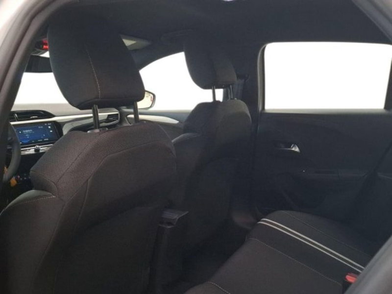 Opel Corsa nuova a Ancona (17)