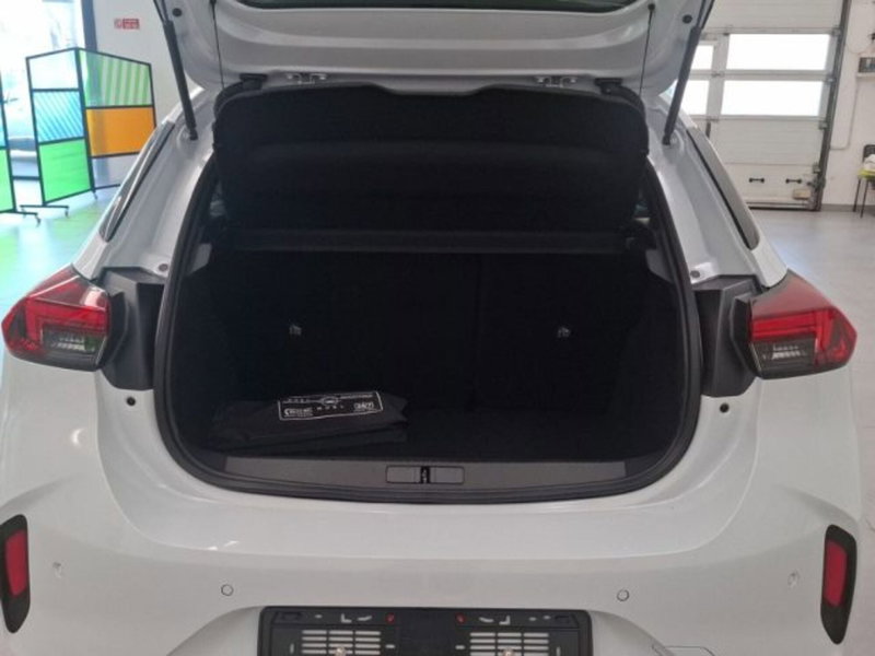 Opel Corsa nuova a Ancona (7)
