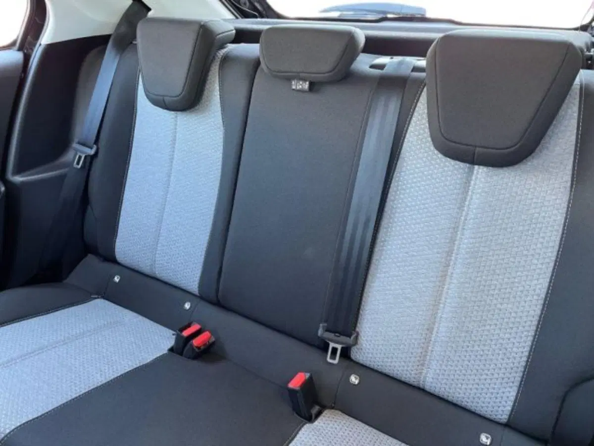 Opel Corsa usata a Ancona (14)