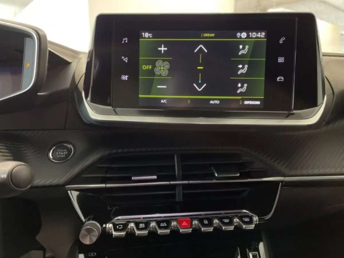 Peugeot 2008 usata a Ancona (19)