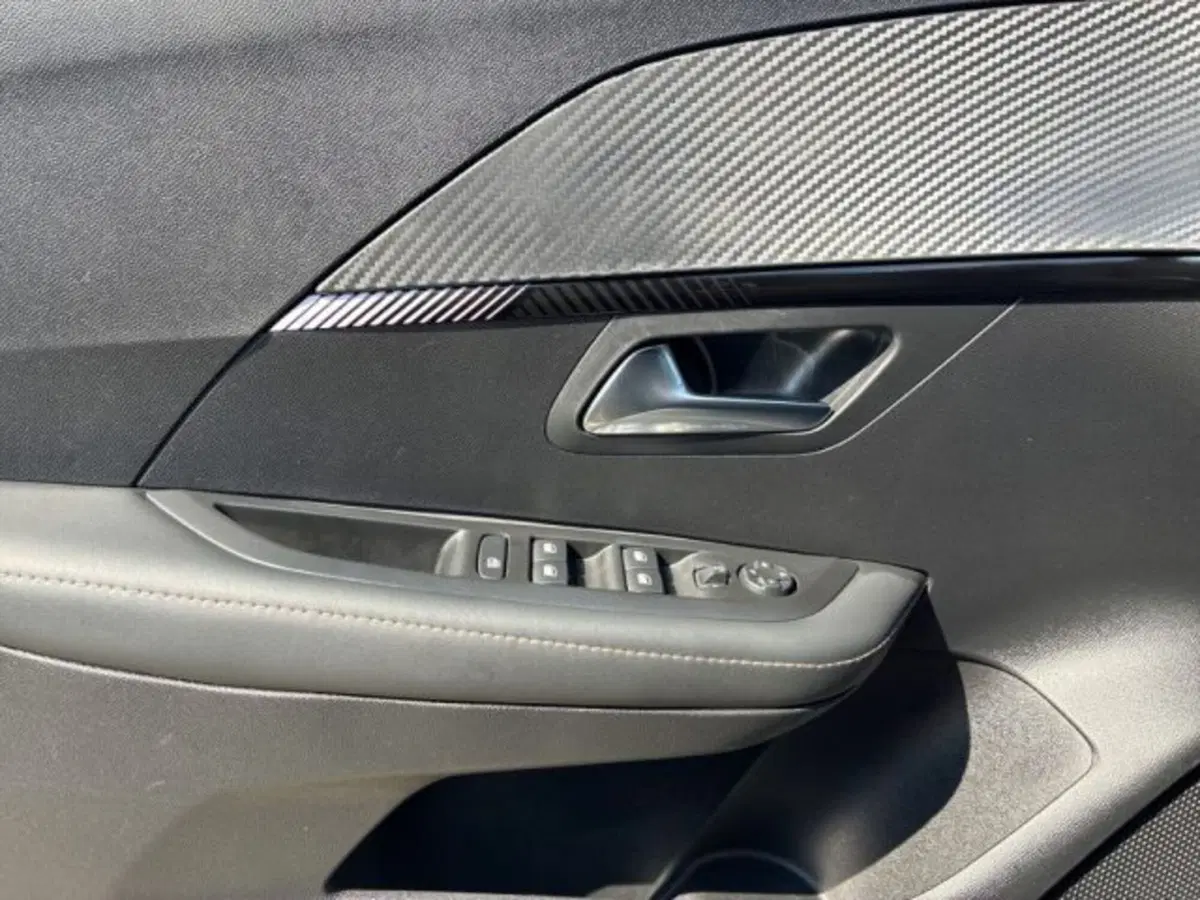 Peugeot 208 usata a Ancona (13)