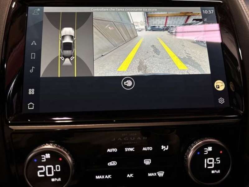 Jaguar E-Pace usata a Bologna (12)